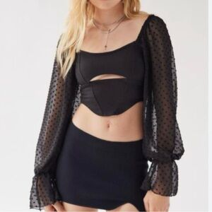 BNWT Urban Outfitters Mirabel puff sleeve blouse